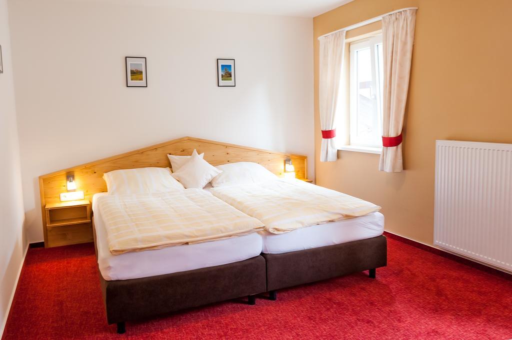 Hotel & Restaurant - Gasthaus Brandner Trendelburg Номер фото